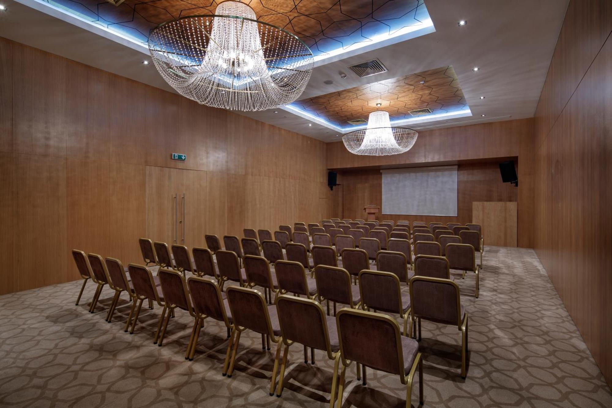 Wyndham Garden Diyarbakir Hotel Exterior foto