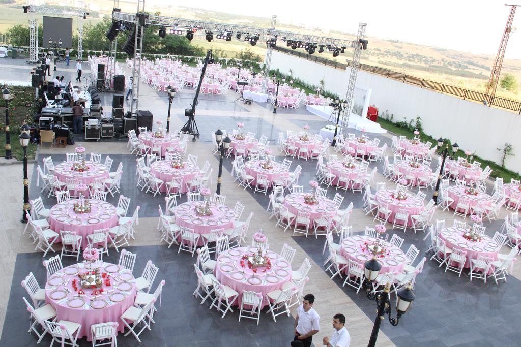 Wyndham Garden Diyarbakir Hotel Exterior foto